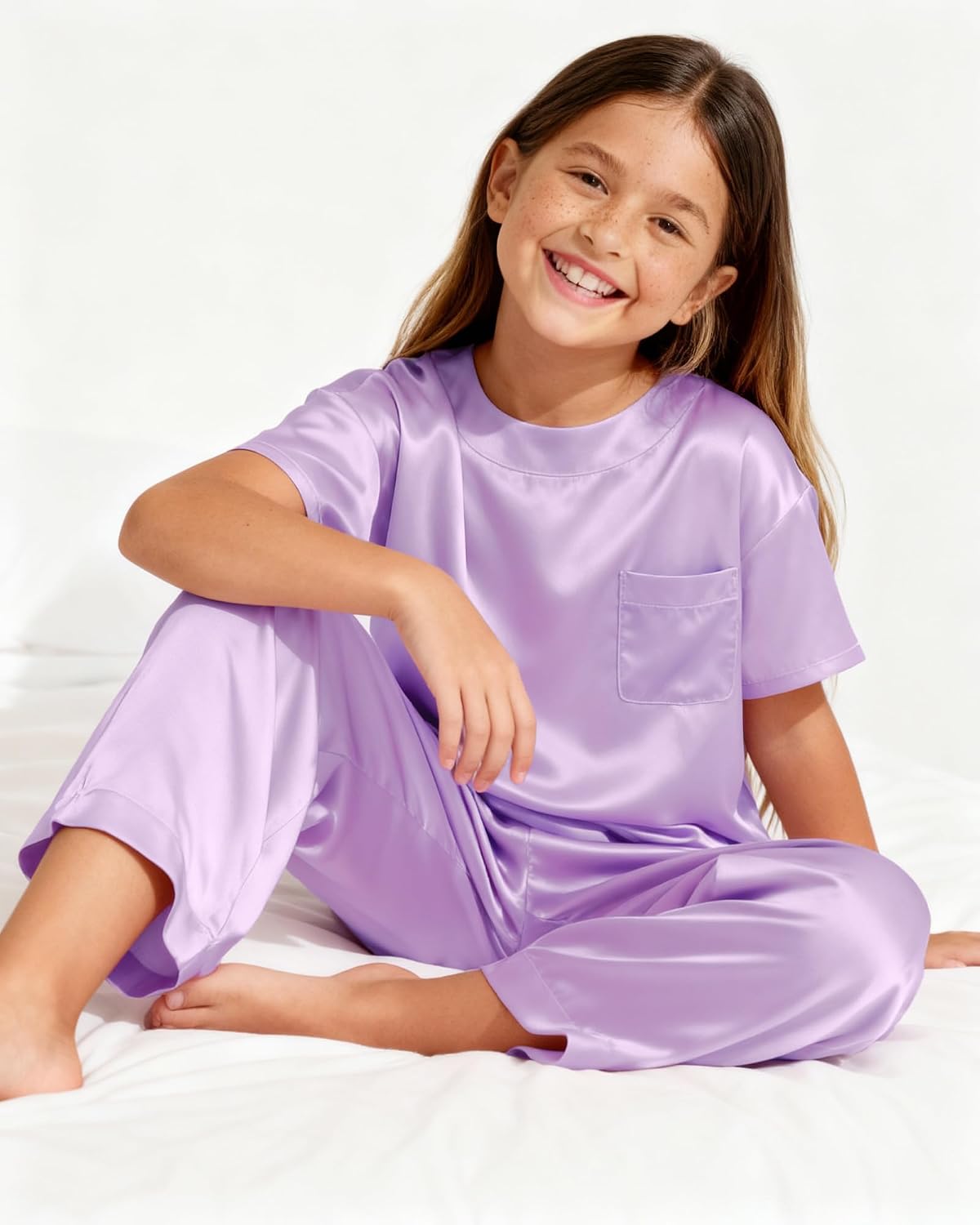 Silky Girls Pyjama Set with Wide-Leg Pants - Image 4